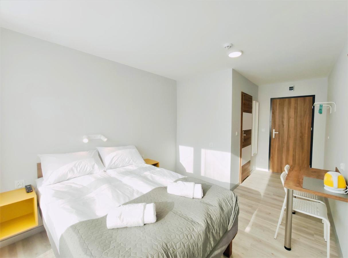 Aparthotel Zefiro Ogrody Danzica Esterno foto